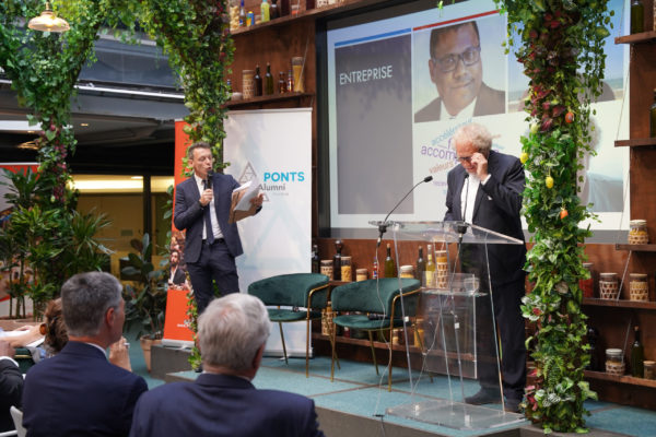 3CA79AD0-7162-4004-8999-D88378E1269C