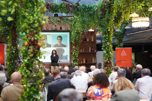 41A70829-35A2-4404-8E5D-BC47B63A3C1F