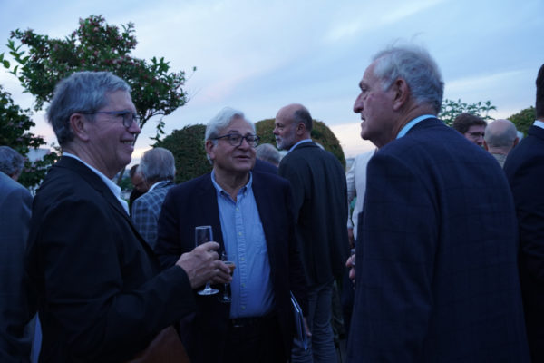 439A5E4C-871E-4EC2-9854-A5DA0B73F6AB