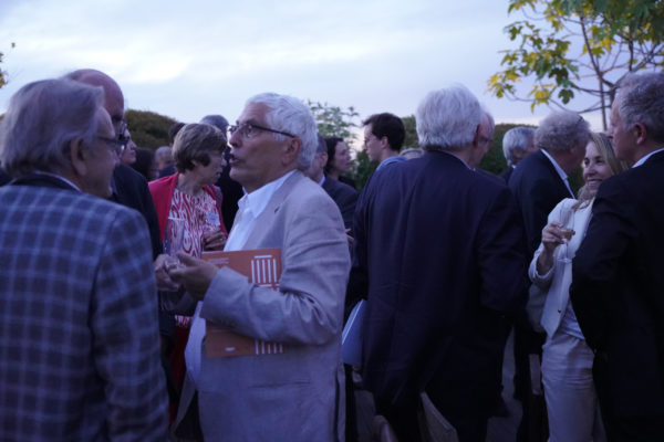 6CD4A7ED-BFE6-43F2-86EA-35DA26B99CC1