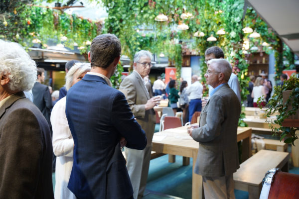 757D73F6-7BBB-4EB2-8D48-19231DADC9BC