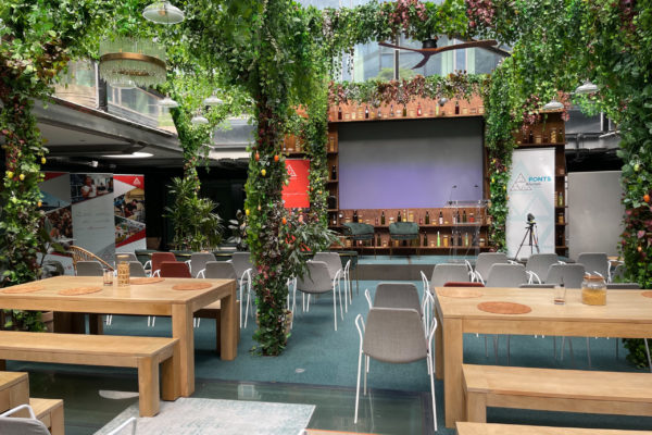 8C943DA3-2663-4742-ABBF-A99B42F5FC97