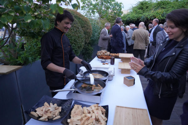 BB7722A9-DC5E-4F8D-8B9B-423B23F94D66