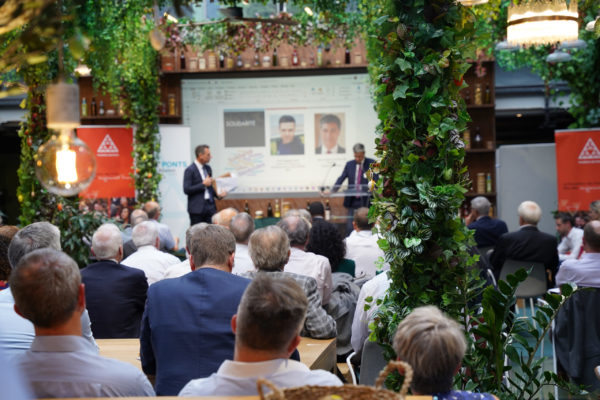 C4B78DFE-86EE-4FCC-838F-E95BE696A9E8