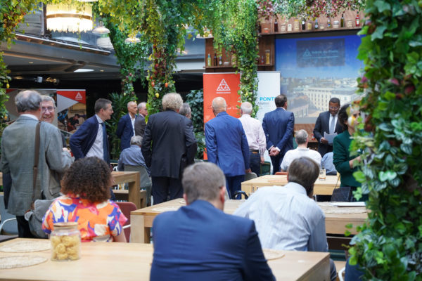 D9CA42BA-940B-487C-A4C0-41C756B0E1F0