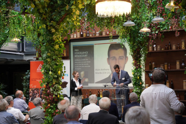 E7459F11-9890-42F1-B96D-5C1880A86EDA