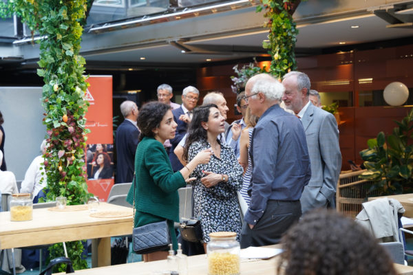 EAA9282C-65ED-40C8-AC35-4AD88B821ACF