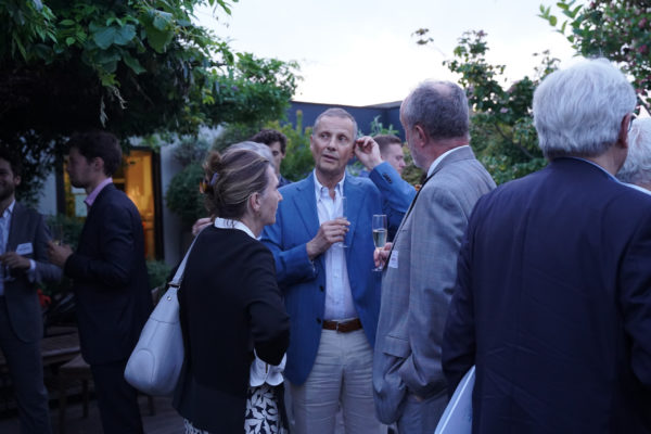 EF284FCE-A4FD-4A7E-BF7A-FBE5CF7BB4C3