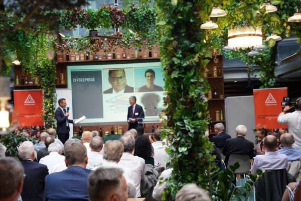 FA829B0A-C215-497E-ACB8-50B5B392D562