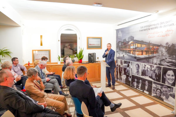 0CDD79CA-A87A-45FE-B99D-CF5C3A82F6DF