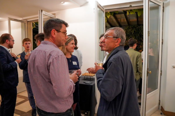 53482417-B264-4377-BF17-2F46F9D636C3