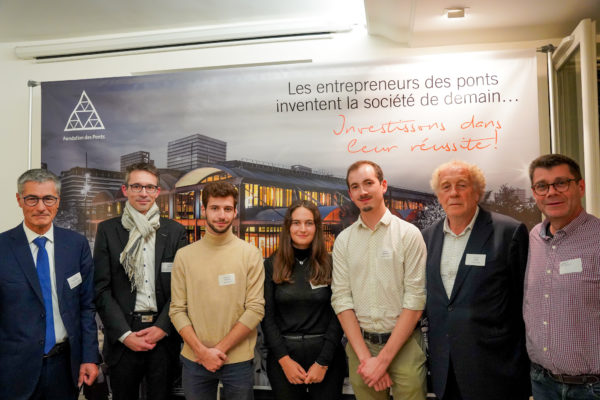 80E4FA99-20F9-4002-8A32-F274B77B41AE